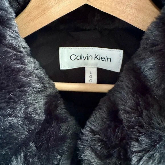 Calvin Klein Black Faux Fur Puffer Coat - Picture 4 of 5